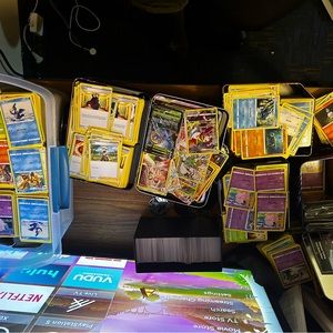 4,000 Plus Pokémon Cards W/ Pokémon items